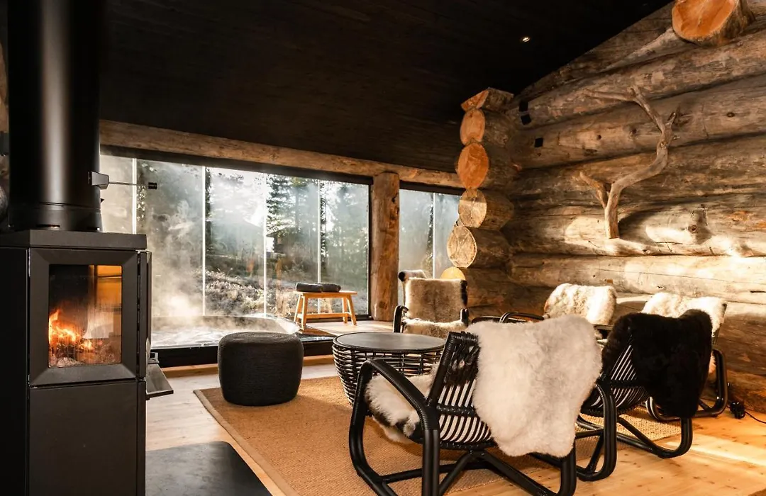 Keloruka 15 Luxury Lodge, 5 Ensuite Bedrooms, 250 M2, Jacuzzi, 2 X Ski Pass-1